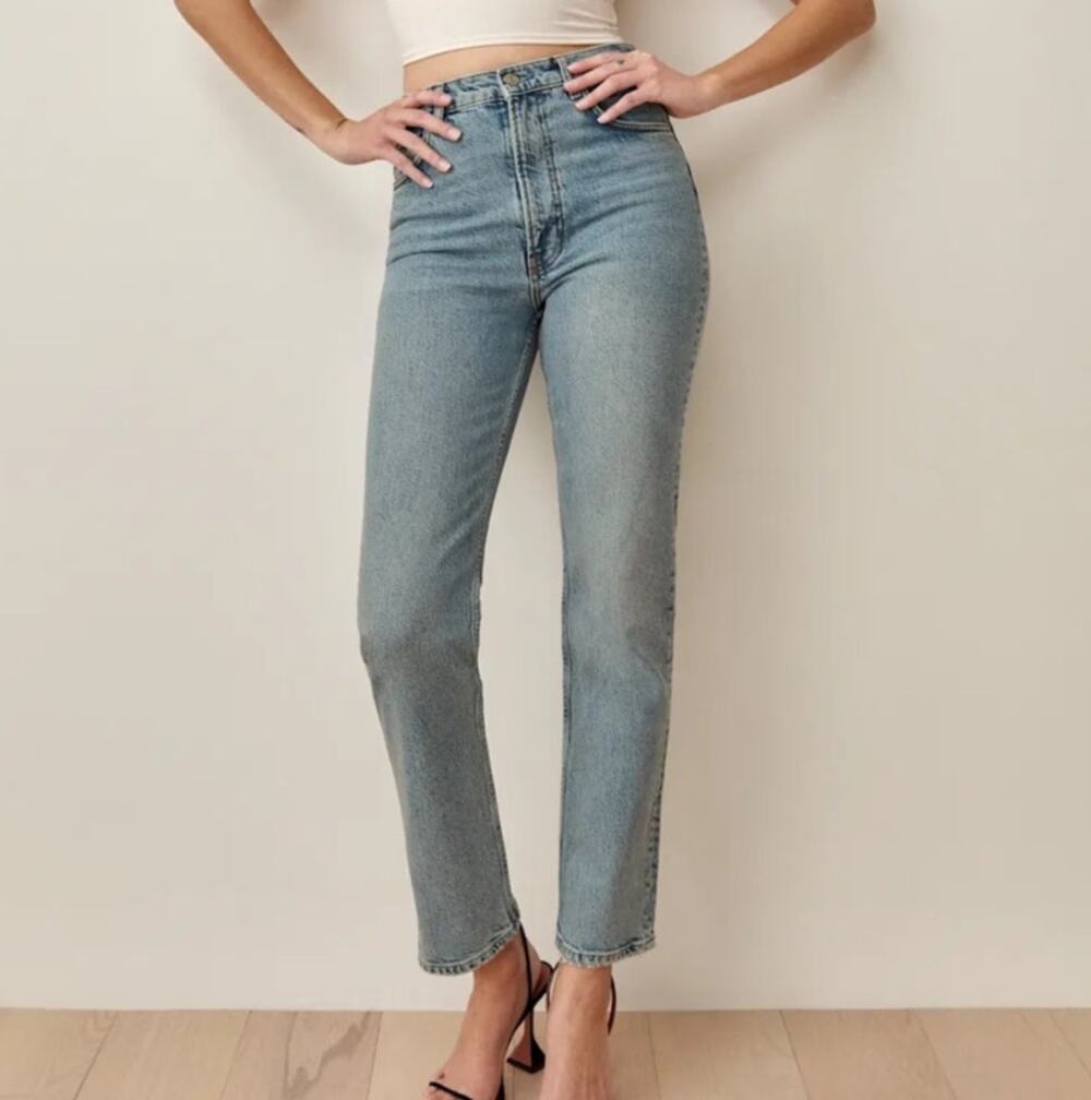 Reformation Liza Ultra High Rise Slim Straight Jeans Light Wash Size 25 Designer